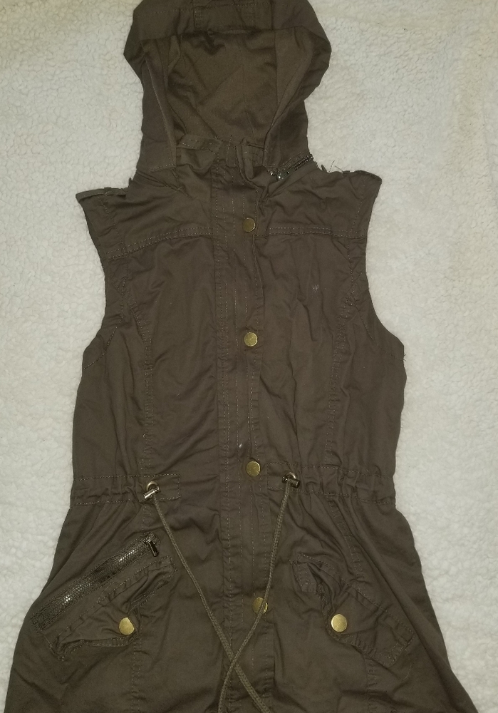 Ymi olive green hooded vest